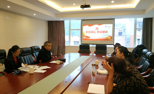 主题教育冯政委讲课.jpg